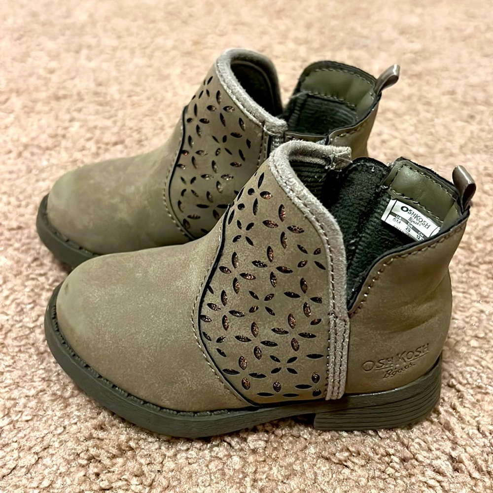 OshKosh Toddler Boots